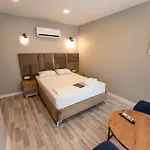 Lacasa Royal Hotel