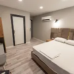 Lacasa Royal Hotel